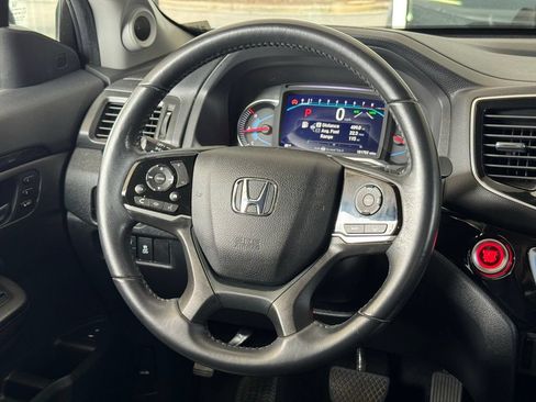 Used 2022 Honda Pilot Touring image 32