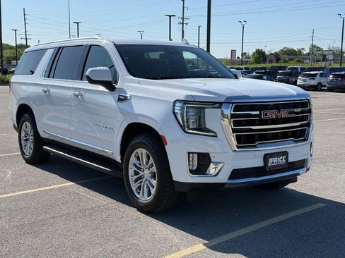 Used 2024 GMC Yukon XL SLT AWD/4WD image 9