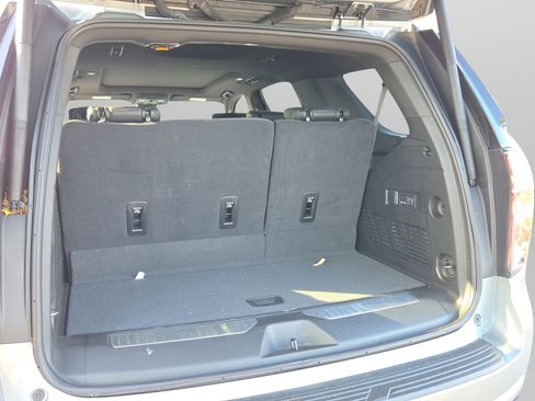 Used 2024 Chevrolet Tahoe High Country w/ Advanced Technology Package image 13