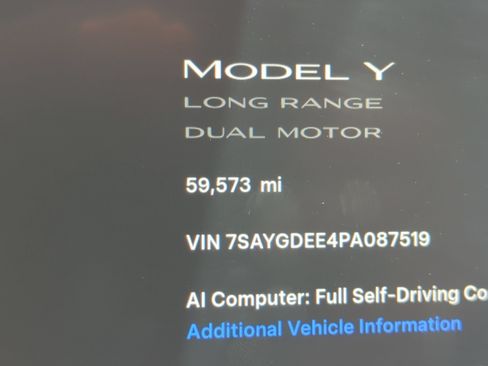 Used 2023 Tesla Model Y Long Range AWD/4WD image 35