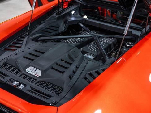 Used 2021 Lamborghini Huracan EVO AWD/4WD image 41