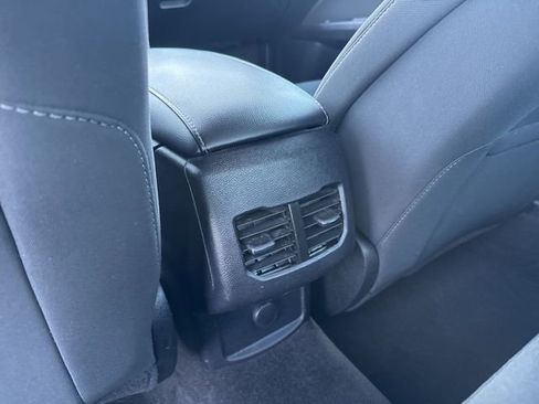 Used 2020 Ford Fusion SE image 20