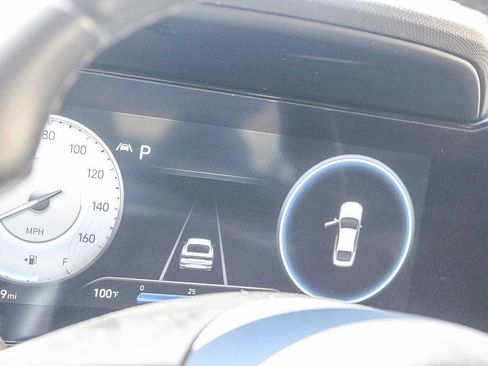 Certified 2023 Hyundai Elantra SEL w/ Convenience Package image 29