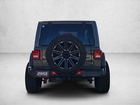 Used 2021 Jeep Wrangler Unlimited Rubicon image 7
