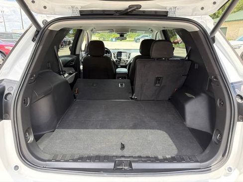 Used 2023 Chevrolet Equinox LT w/ Driver Convenience Package AWD/4WD image 6