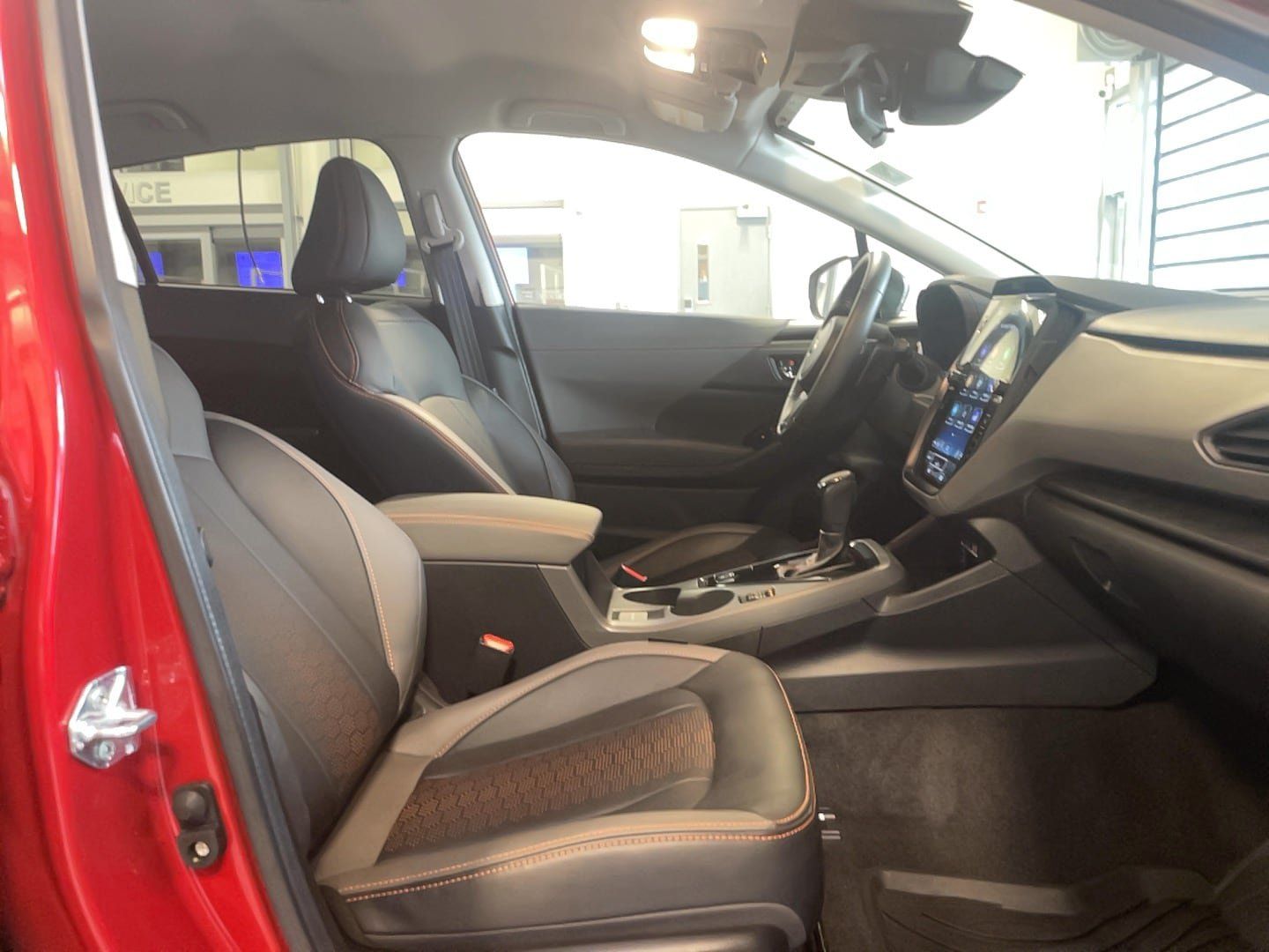 Used 2025 Subaru Crosstrek 2.5i Limited AWD/4WD image 6