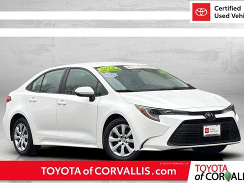 Certified 2024 Toyota Corolla LE image 1