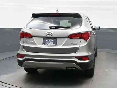 Used 2017 Hyundai Santa Fe Sport image 5
