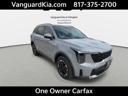 Certified 2026 Kia Sorento S w/ S Panoramic Sunroof Package FWD image 2