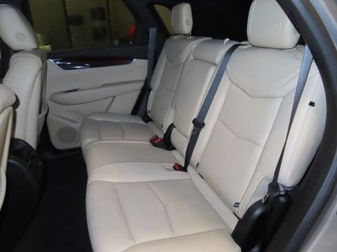Used 2019 Cadillac XT5 Luxury image 25