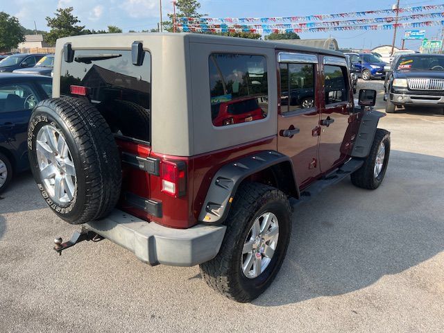 Used 2007 Jeep Wrangler Unlimited Sahara w/ Dual Top Group RWD image 5