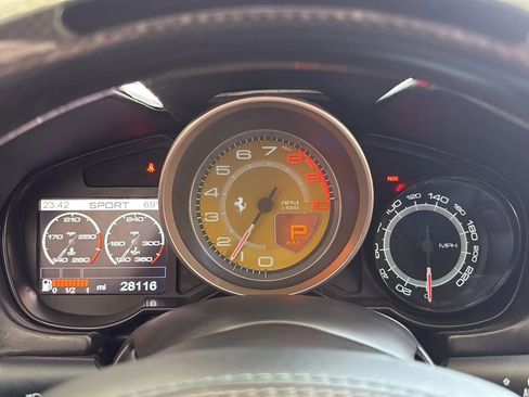 Used 2010 Ferrari California RWD image 12