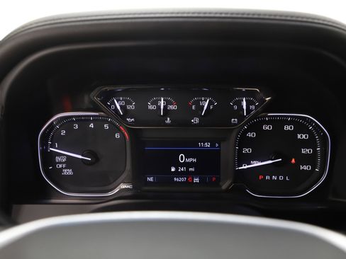 Used 2019 GMC Sierra 1500 SLE w/ SLE Value Package image 30