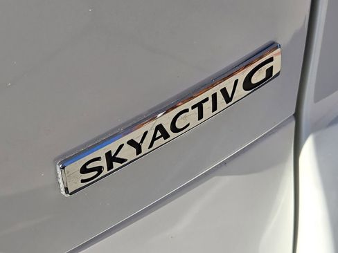 Used 2020 MAZDA CX-5 Touring image 12