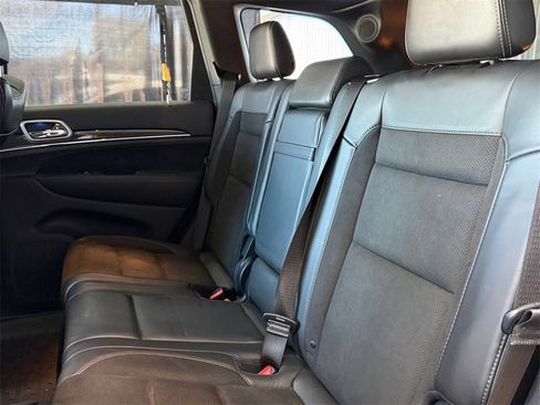 Used 2020 Jeep Grand Cherokee SRT w/ Trailer Tow Group IV image 21