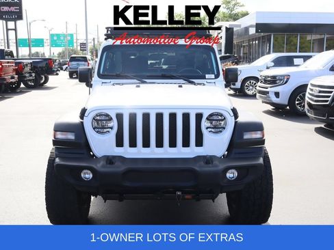 Used 2021 Jeep Wrangler Sport AWD/4WD image 4