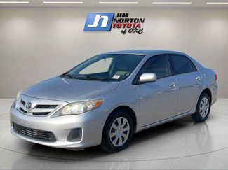 Used 2011 Toyota Corolla LE image 1