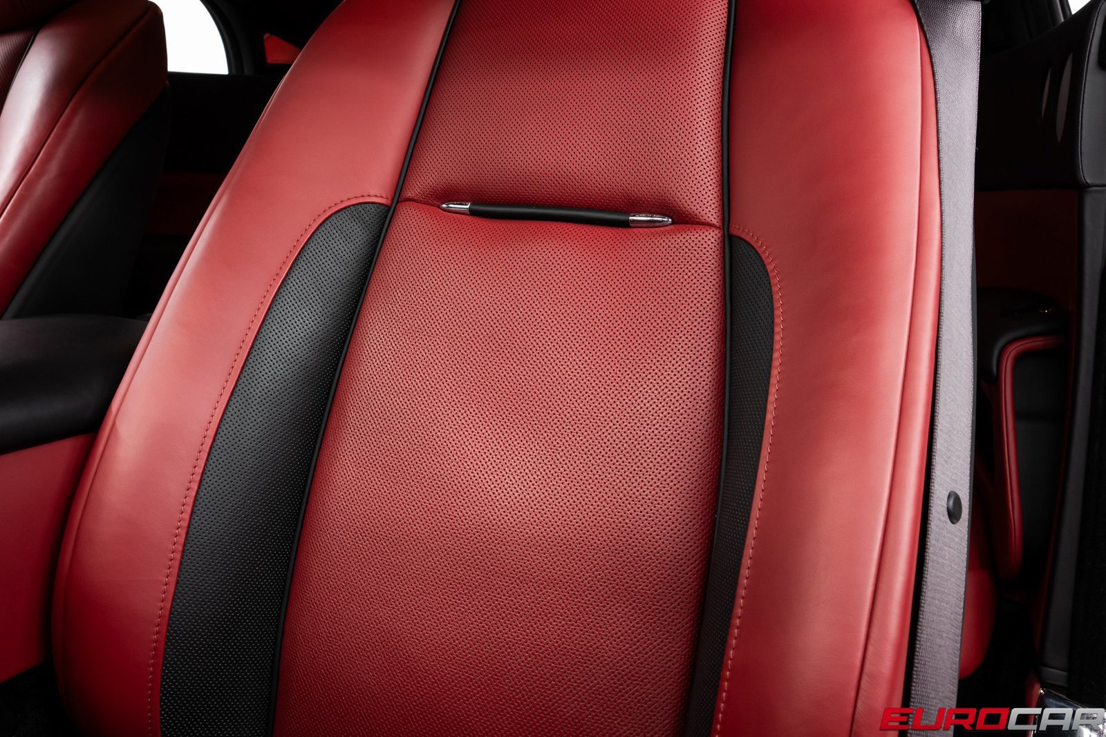 Used 2018 Rolls-Royce Wraith RWD image 33