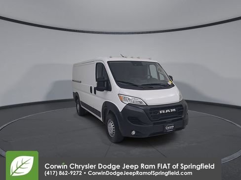 Used 2025 RAM ProMaster 2500 w/ Convenience Group FWD image 5