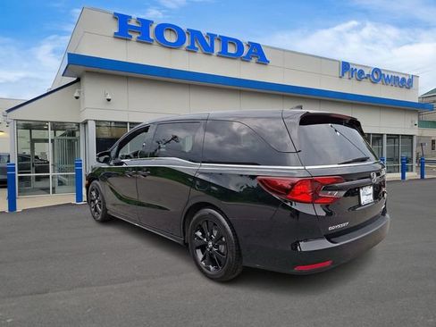 Certified 2023 Honda Odyssey Sport image 7