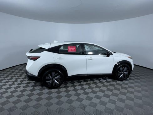 Certified 2024 Nissan Ariya AWD image 9