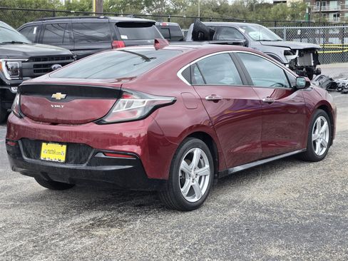 Used 2017 Chevrolet Volt LT w/ Comfort Package image 7