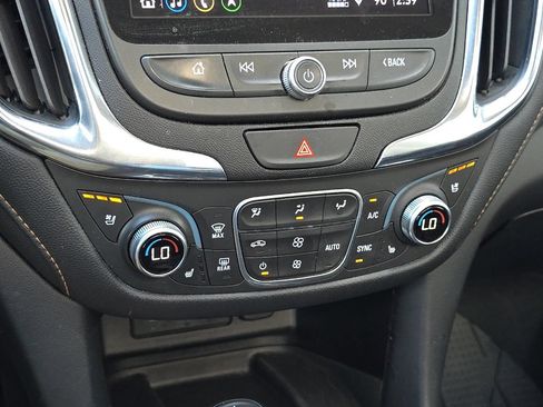 Used 2020 Chevrolet Equinox Premier AWD/4WD image 21