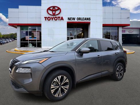 Used 2023 Nissan Rogue SV image 1