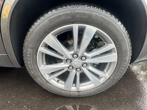 Used 2020 Cadillac XT6 Premium Luxury FWD image 9
