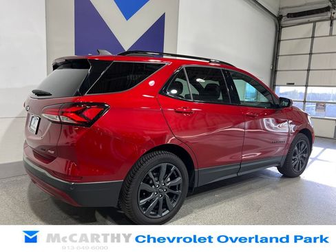 Used 2023 Chevrolet Equinox RS AWD/4WD image 5