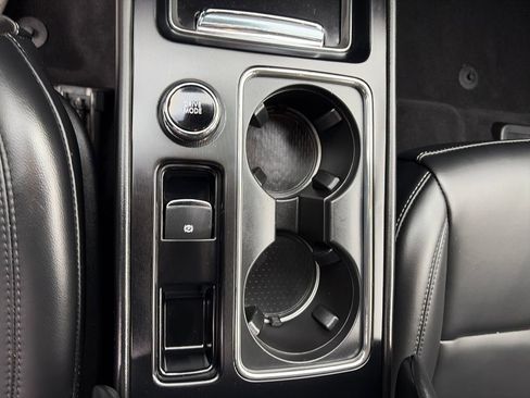 Used 2023 Lincoln Corsair AWD image 30