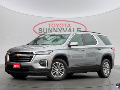 Used 2023 Chevrolet Traverse LT