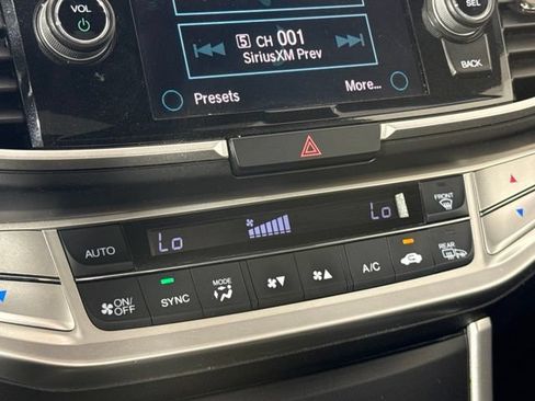 Used 2013 Honda Accord EX-L image 23