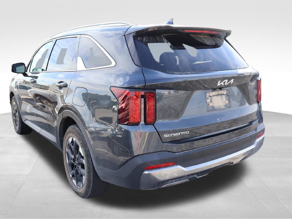 Used 2024 Kia Sorento S w/ Panoramic Sunroof Package FWD image 22