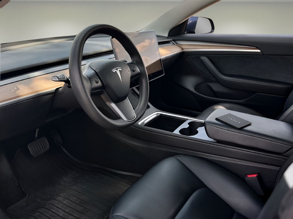 Used 2023 Tesla Model 3 Long Range AWD/4WD image 17