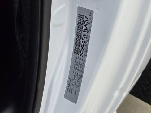 Used 2019 RAM 3500 Tradesman RWD image 21