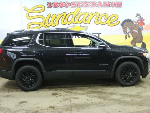Used 2023 GMC Acadia SLE AWD/4WD image 1
