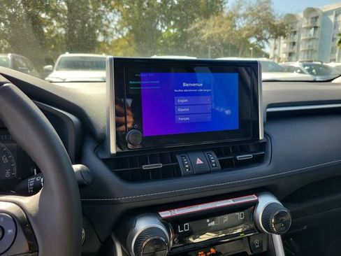 Used 2025 Toyota RAV4 XLE Premium image 20