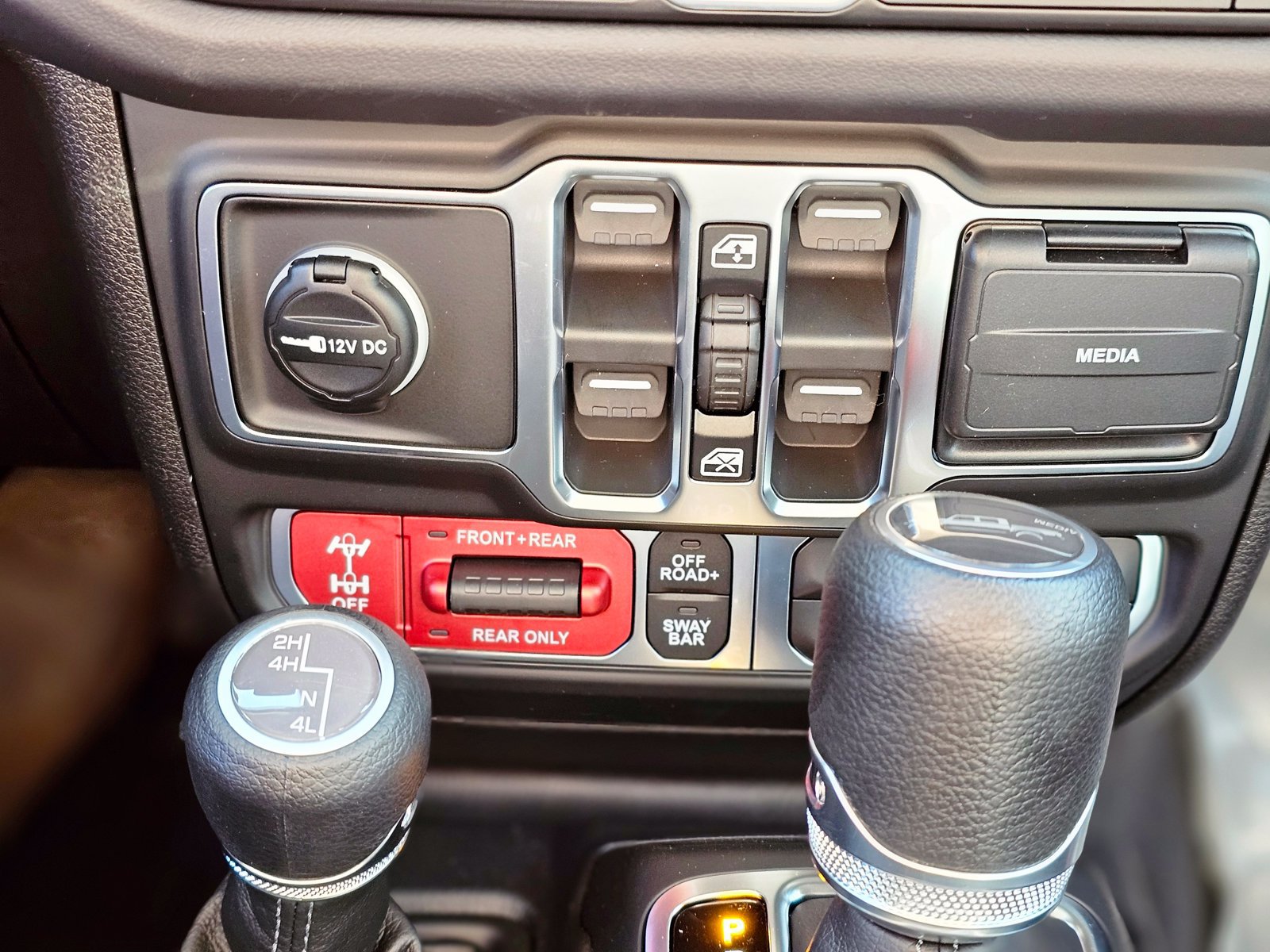New 2026 Jeep Gladiator Rubicon AWD/4WD image 14