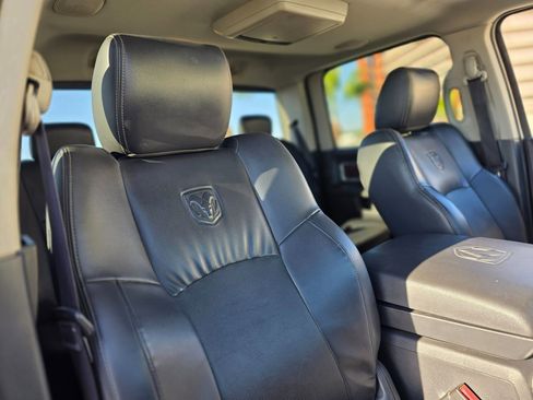 Used 2010 Dodge Ram 1500 Truck Laramie w/ Chrome Accents Group image 10