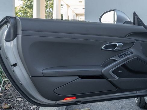 Used 2017 Porsche 911 Carrera 4S image 26