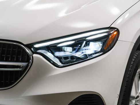 Certified 2023 Mercedes-Benz GLC 300 4MATIC image 12