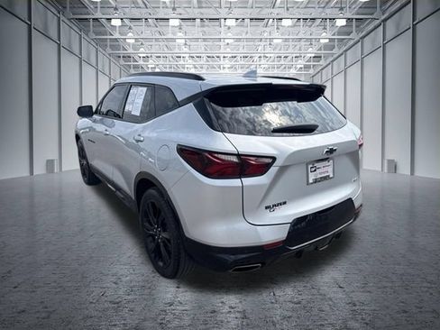 Used 2021 Chevrolet Blazer RS w/ Enhanced Convenience Package FWD image 3