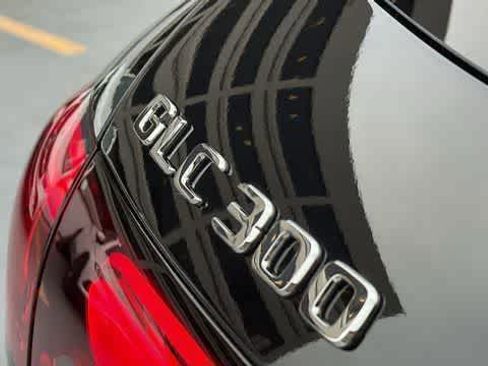 Used 2026 Mercedes-Benz GLC 300 4MATIC image 10