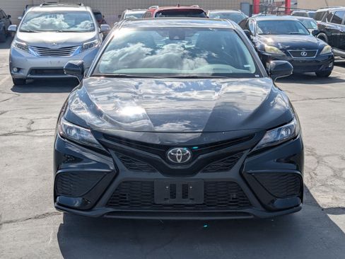 Used 2024 Toyota Camry SE FWD image 11