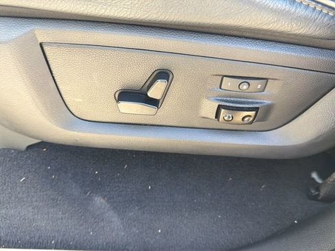 Used 2018 RAM 3500 Laramie Longhorn image 23