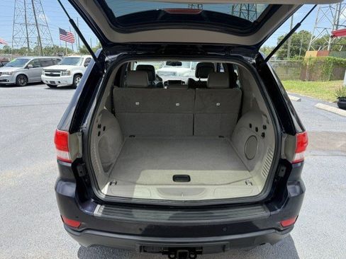 Used 2011 Jeep Grand Cherokee Laredo RWD image 15