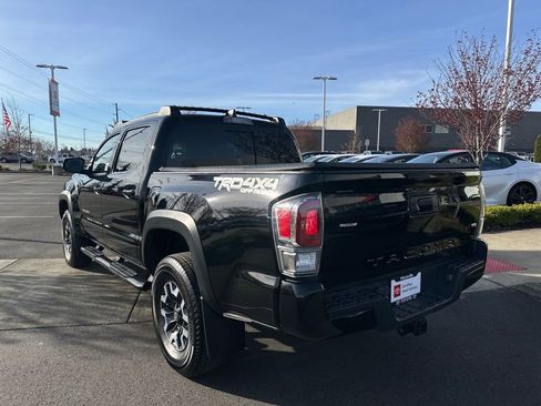 Certified 2021 Toyota Tacoma TRD Off-Road w/ Technology Package image 3