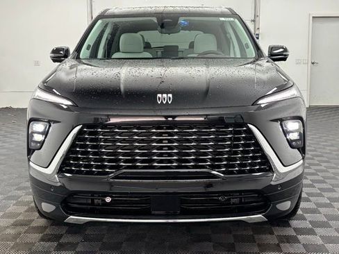 New 2026 Buick Enclave Avenir image 17