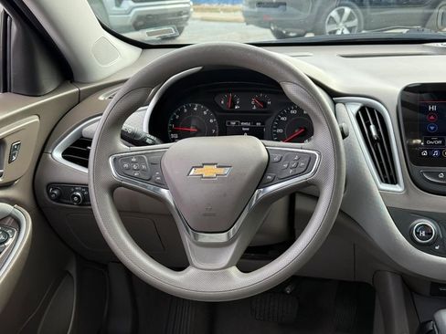 Used 2024 Chevrolet Malibu LT image 12